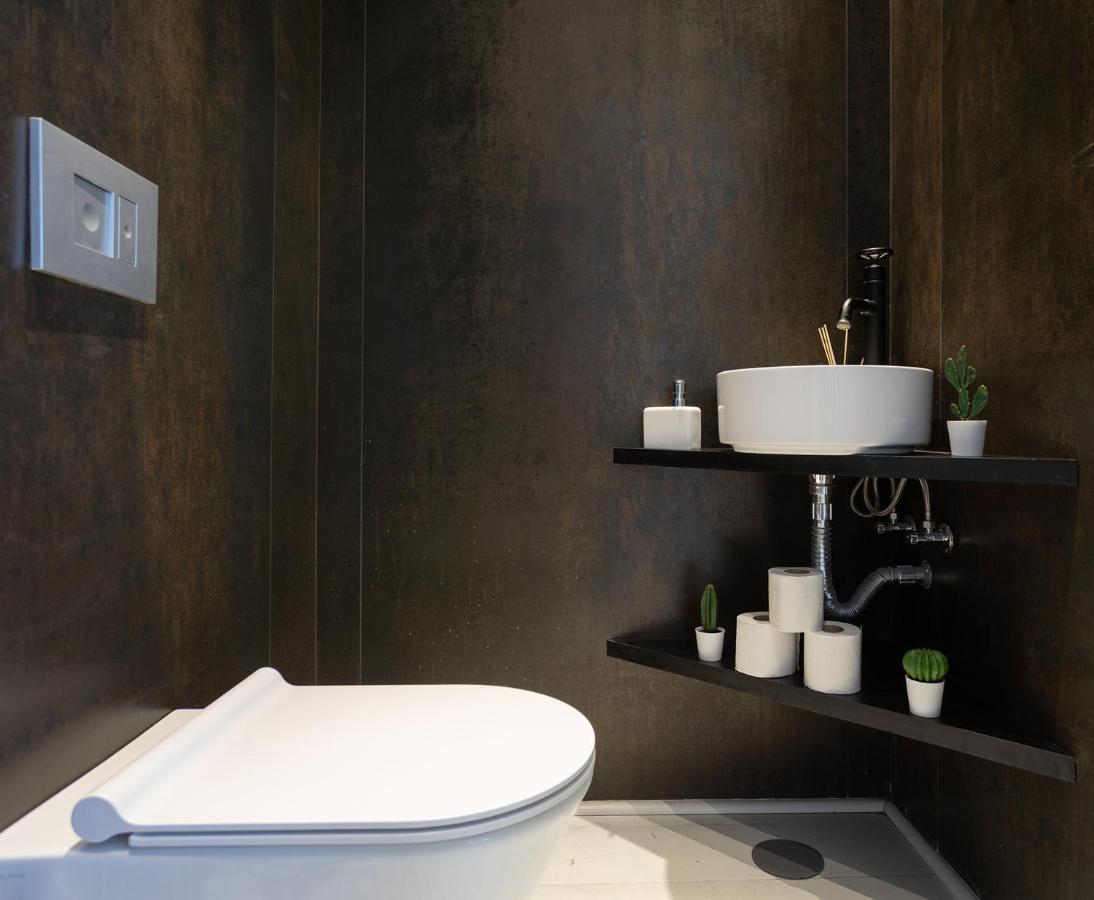 Yalarent Sea-Breeze Penthouse With Jacuzzi Apartment Бат Ям Екстериор снимка