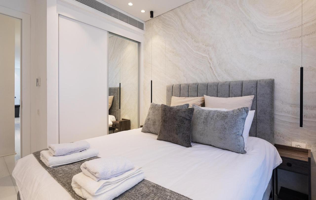Yalarent Sea-Breeze Penthouse With Jacuzzi Apartment Бат Ям Екстериор снимка