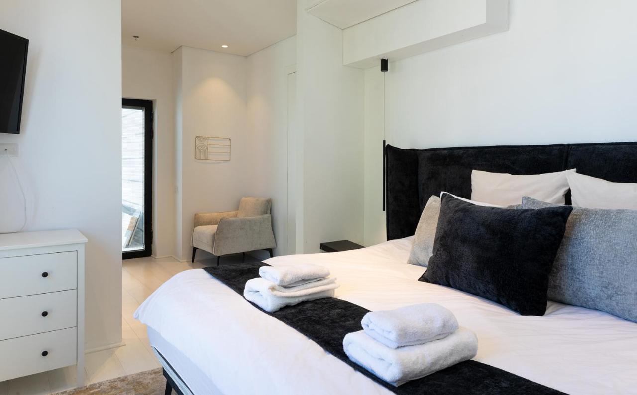 Yalarent Sea-Breeze Penthouse With Jacuzzi Apartment Бат Ям Екстериор снимка