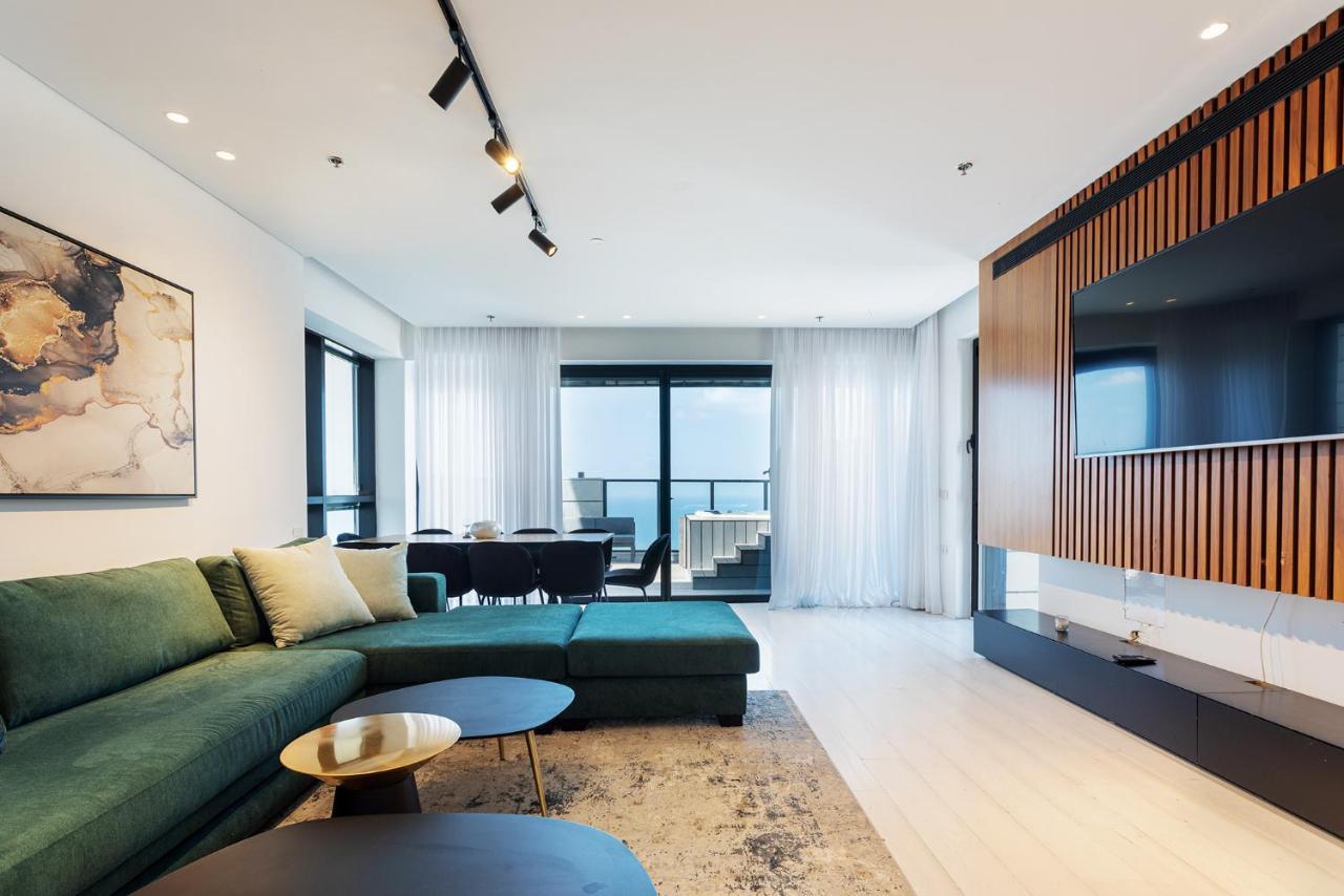 Yalarent Sea-Breeze Penthouse With Jacuzzi Apartment Бат Ям Екстериор снимка